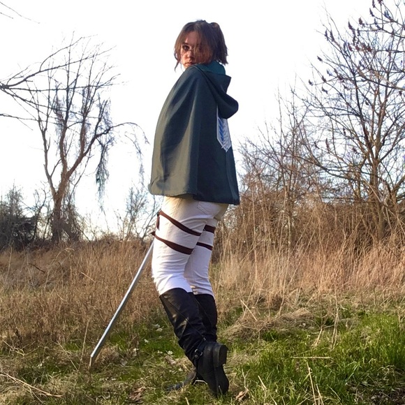 Meet your Posher, Hannah - Picture 2 of 4